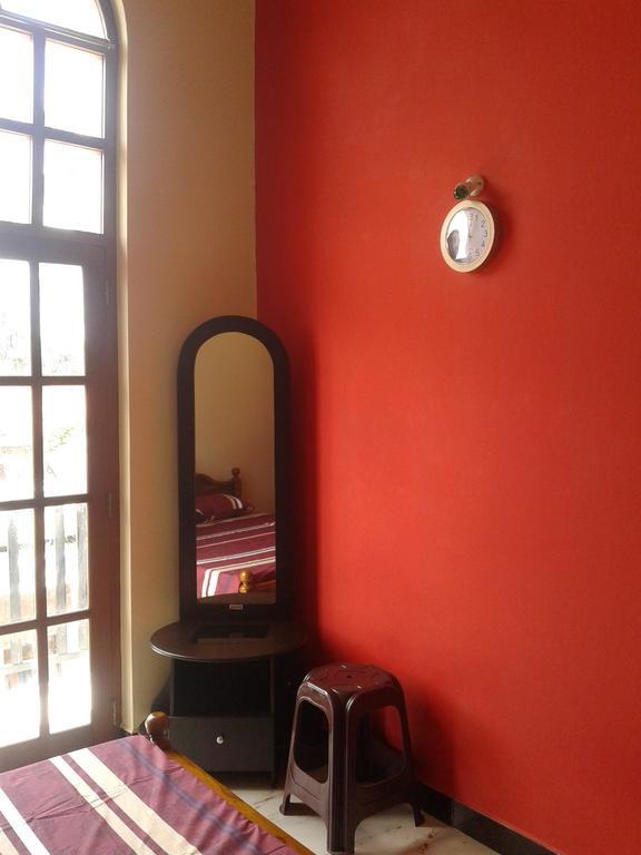 Aurora - Negombo Budget Hostel ภายนอก รูปภาพ