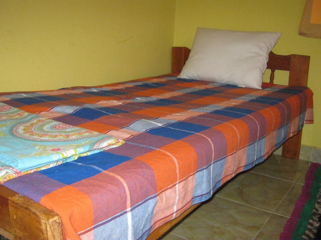 Aurora - Negombo Budget Hostel ห้อง รูปภาพ